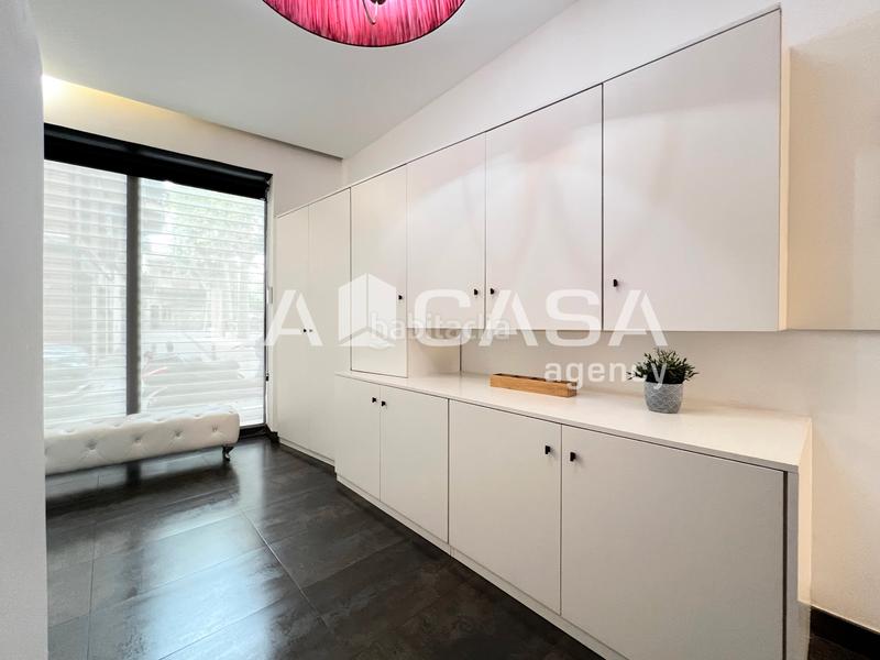 Foto 72760250-f337-49fd-b018-43af7d6fe9dc. Chalet with heating in Sant Andreu de Palomar Barcelona