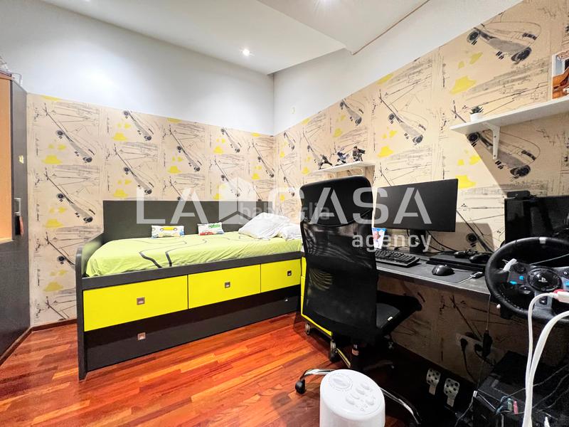 Foto 3d8f6e44-bdf6-4e81-9c70-616ebb392a32. Chalet avec chauffage dans Sant Andreu de Palomar Barcelona