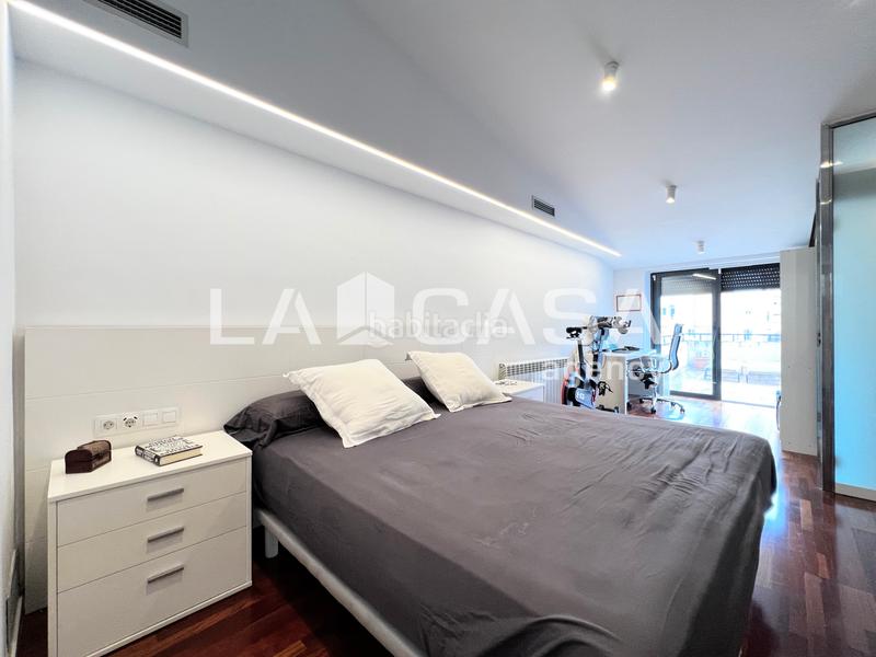 Foto e11667a9-5d80-4790-9d26-ab1bc373450c. Chalet avec chauffage dans Sant Andreu de Palomar Barcelona