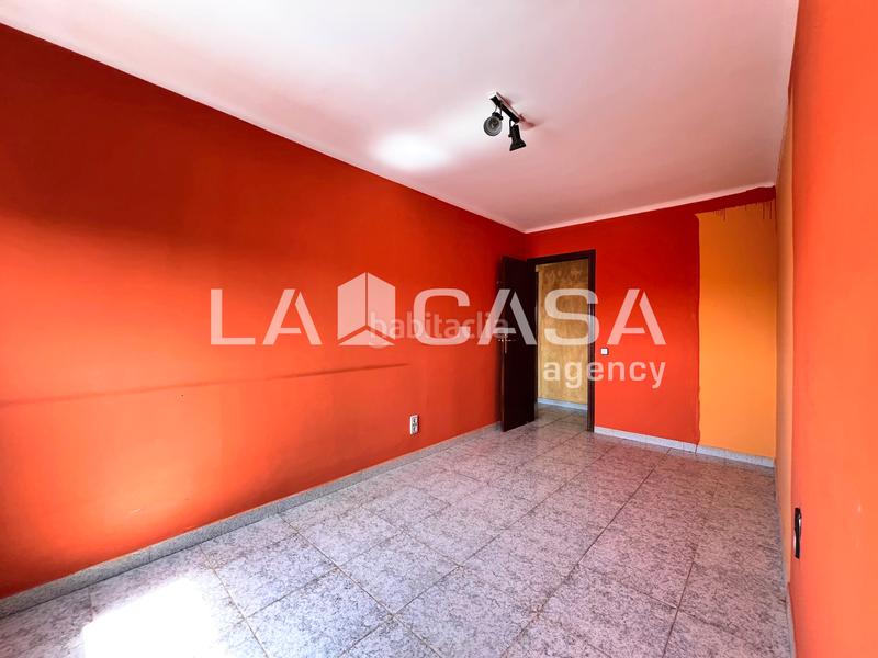 Foto 1cc537a8-b73f-445e-be37-7c1115e45ecc. Appartamento in Llefià Badalona