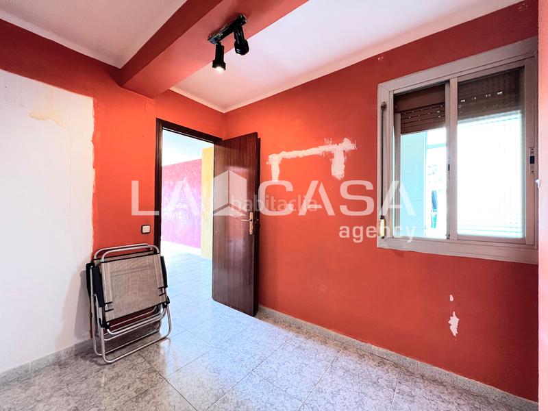 Foto f12d264e-cddc-41f4-8844-1a8bbe156b05. Appartamento in Llefià Badalona