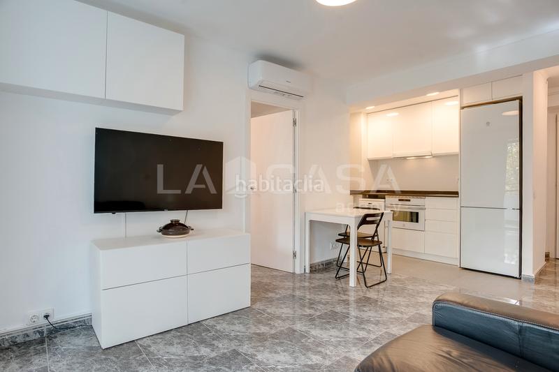 Foto 3d6540d3-32f5-4926-b5c7-ac49559c383f. Appartamento con riscaldamento in La Verneda - La Pau Barcelona