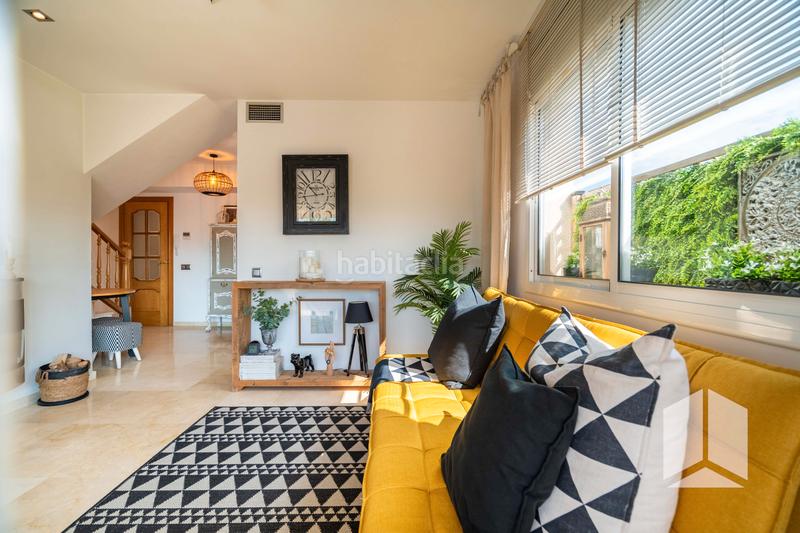 Foto 0a0b25eb-6115-4367-a253-57edd0353593. Duplex avec parking piscine dans Baixador Castelldefels