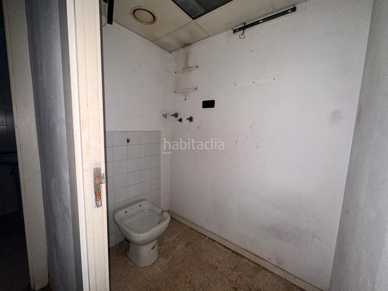 Foto d79e7a59-9d39-4ff1-bb39-b9090493ca81. Business premise in El Camp de l´Arpa del Clot Barcelona