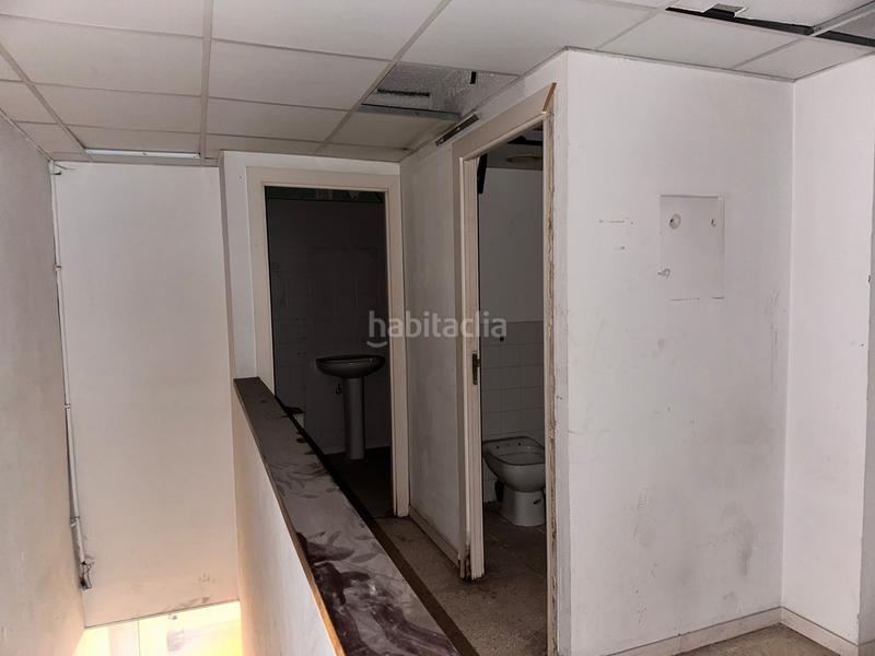 Foto 8fe9c2aa-dc0e-4580-8c4e-a90982c61b5e. Local comercial a El Camp de l´Arpa del Clot Barcelona