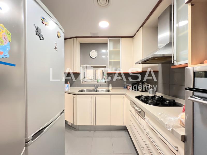 Foto 2763a3ea-13f8-40a9-837b-6b95864f53a8. Appartement dans La Salut Badalona