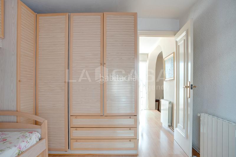 Foto 191ef824-e0aa-4f78-ac21-dece6c38674c. Dachwohnung mit heizung in El Clot Barcelona