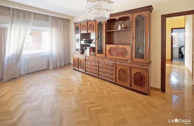 Foto a8d3f8f2-c884-4180-bbeb-c9c46f8a837a. Appartamento in Can Clota Esplugues de Llobregat