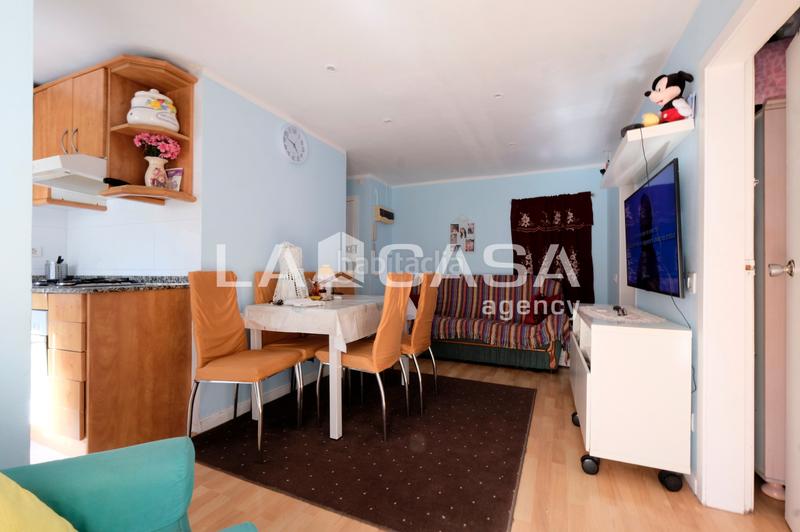 Foto efeabfde-f894-46a5-95d8-f11075dcd9c0. Appartement avec chauffage dans Trinitat Nova Barcelona