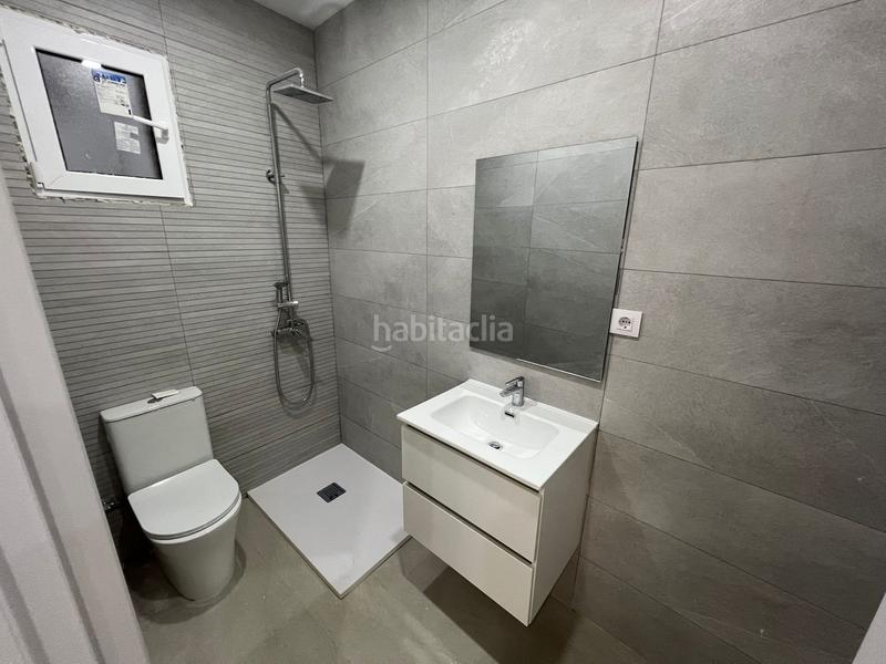 Foto 4a7410ee-d8e5-4afe-9f8f-a57a8c51f362. Local commercial dans Prosperitat Barcelona