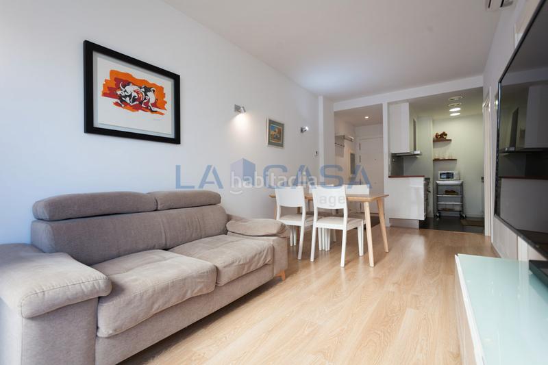 Foto 7b665ad1-a681-454f-873f-2f99f0b9b163. Etagenwohnung mit heizung in Navas Barcelona