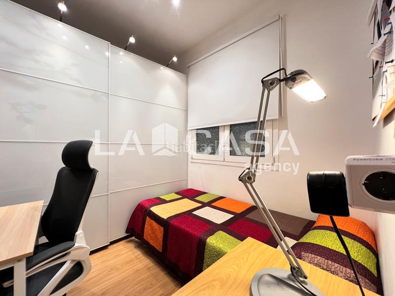 Foto 2c2fc219-63f3-45b4-80b5-95766d060a97. House with heating in La Salut Badalona