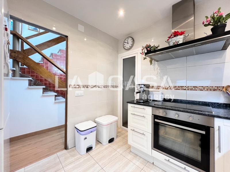 Foto 3d684c96-2293-4e61-b362-0721de01c85b. House with heating in La Salut Badalona