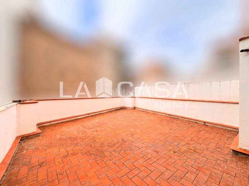 Foto 8d9682ce-af8a-47bb-a72a-5c186bab52db. House with heating in La Salut Badalona