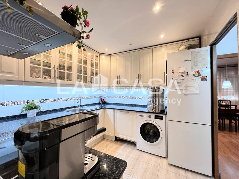 Foto 952b0d1e-5ec0-4042-a5e2-a4bb32407678. Maison avec chauffage dans La Salut Badalona