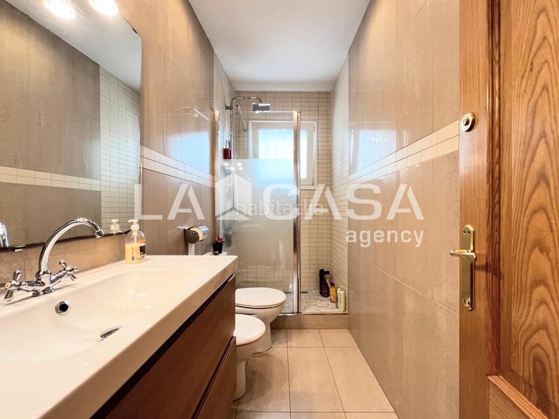 Foto db4fc441-2507-41eb-a798-c87b88013afe. Maison avec chauffage dans La Salut Badalona