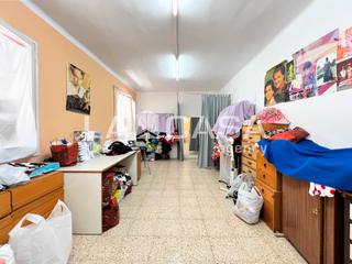 Business premise in Carrer d'Andrés Segovia