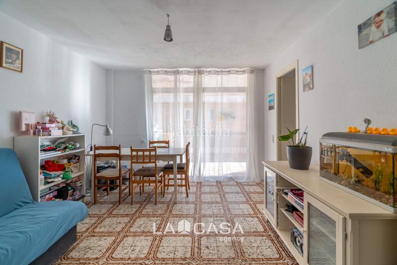 Foto 833cae58-0ede-460d-8172-d37721433282. Penthouse with parking pool in Baixador Castelldefels