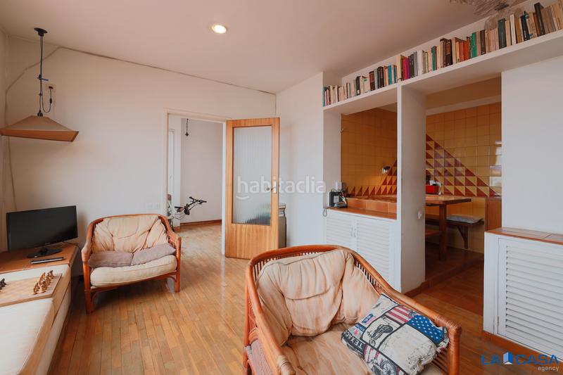 Foto 6d238271-e6a9-49d5-ae27-a797c0a672d8. Attique dans Raval Barcelona