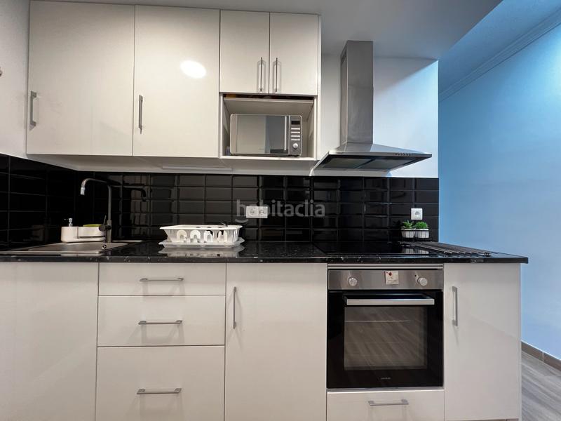 Foto 87994cc3-09c4-4687-84d1-75380cc69691. Piano terra in Llefià Badalona