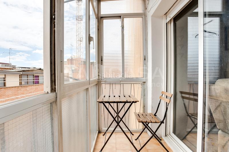 Foto 9eb13dd3-1e37-4545-a1f3-68838740ad43. Appartement dans Prosperitat Barcelona