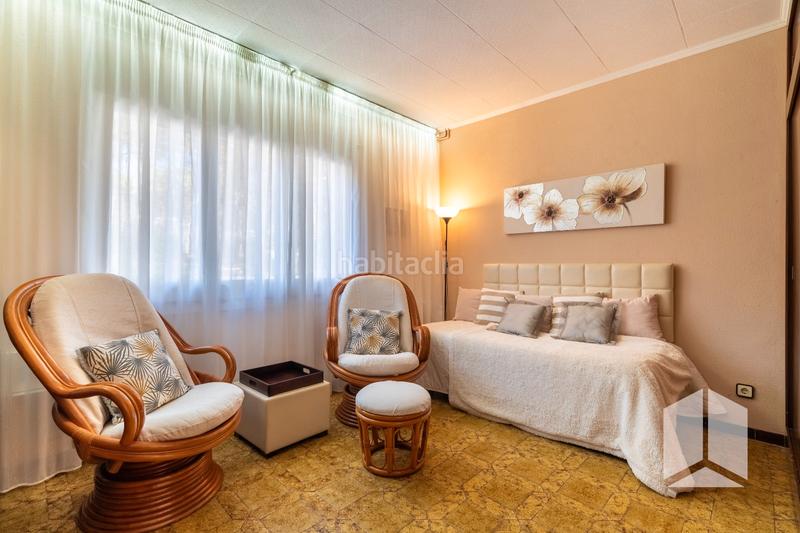 Foto 4e01f08a-4a6b-46ce-b8aa-650d63c66059. Maison avec parking piscine dans Montmar Castelldefels