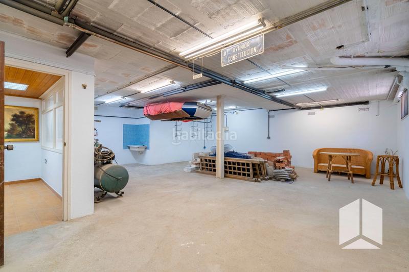 Foto b1cba2d9-8f95-47b0-8273-575dea71f7fd. Maison avec parking piscine dans Montmar Castelldefels