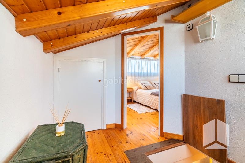 Foto bd154ad5-543e-4795-9380-80dc5ebea8aa. Maison avec parking piscine dans Montmar Castelldefels