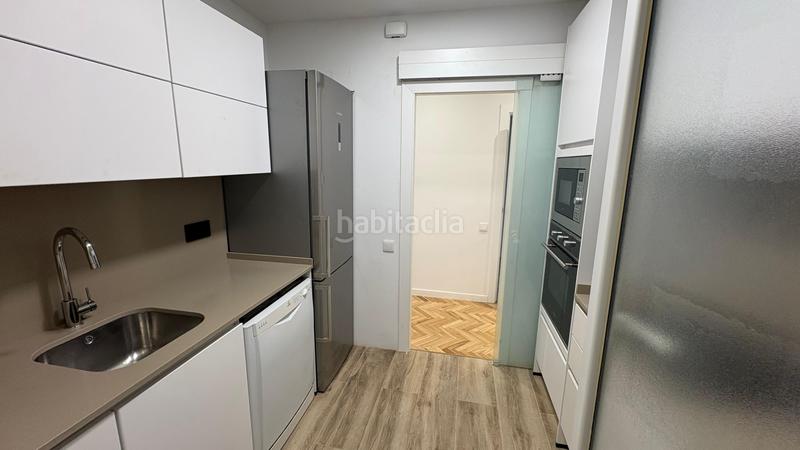 Foto 1db058df-76a7-4747-816c-7e28f9c56ffa. Appartamento in Sants Barcelona