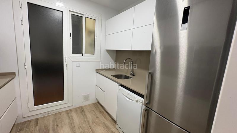 Foto d665cd77-1d7b-4b7a-8dc3-43ced845ecdd. Etagenwohnung in Sants Barcelona