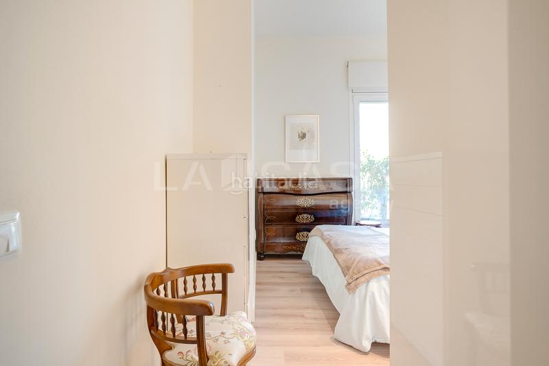 Foto a8d4e6be-9fdb-4301-a8e5-7fd81aeab105. Flat in Sant Antoni Barcelona