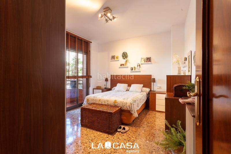 Foto 4305ecc9-5a5e-4ec1-b2f8-d3e154cfcc31. Etagenwohnung in La Florida Hospitalet de Llobregat (L´)