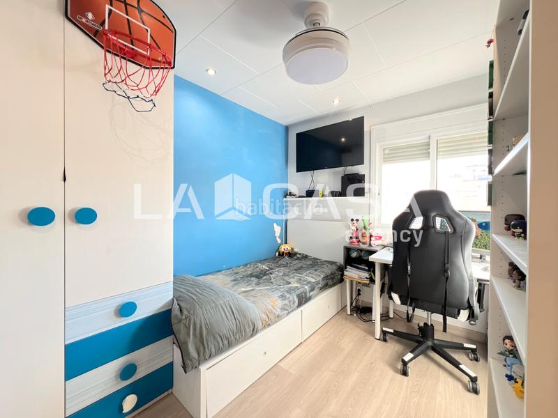 Foto a2a0a2c3-1d48-40ab-b986-88530b726c6d. Appartement avec chauffage dans Congrés Badalona