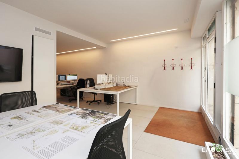 Foto c7fc13a7-b16f-471b-8e51-3237016fb018. Local comercial a El Poble Sec - Parc de Montjuïc Barcelona