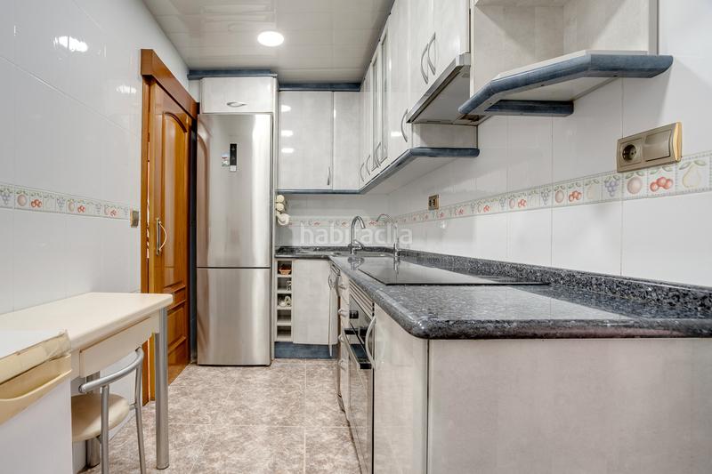 Foto f396785e-7b62-43ce-ba04-f3d8c9c3d8aa. Piso en Sant Martí de Provençals Barcelona