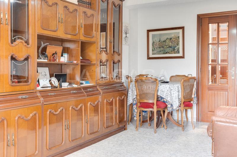 Foto b0382870-d368-45cd-94b5-eddc33011724. Etagenwohnung in La Verneda - La Pau Barcelona