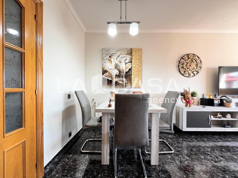 Foto 59682a44-716c-43c3-87f5-78075a10268e. Appartement avec chauffage dans Llefià Badalona