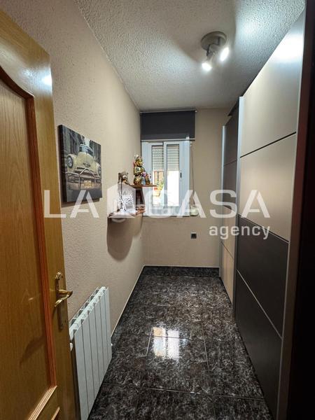 Foto 63e86913-11a3-4c7d-8936-f7fa8e90ef67. Appartement avec chauffage dans Llefià Badalona