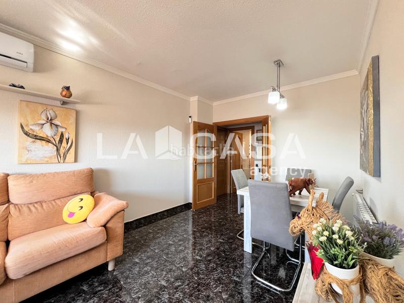 Foto 8fe0b2ec-c485-4a5e-b0a4-9aeec1f5d1eb. Appartement avec chauffage dans Llefià Badalona