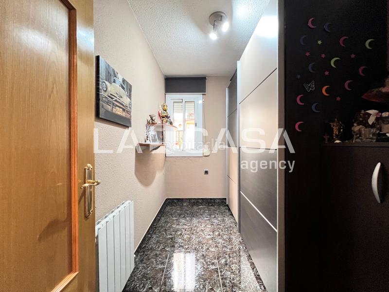 Foto 3ec54ba8-3283-405a-88df-3879c58e0487. Piso en Llefià Badalona