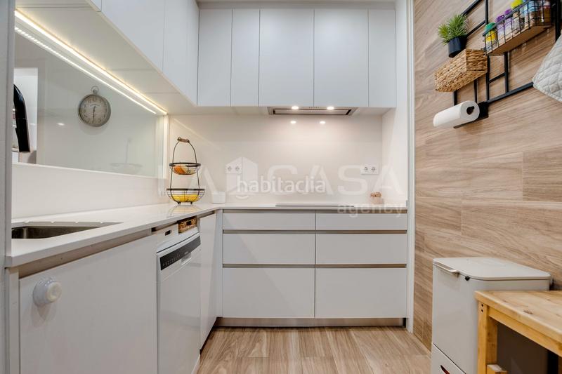 Foto 29e3b5d3-9b78-4c5d-87ee-91125a379388. Appartamento in Centre Hospitalet de Llobregat (L´)