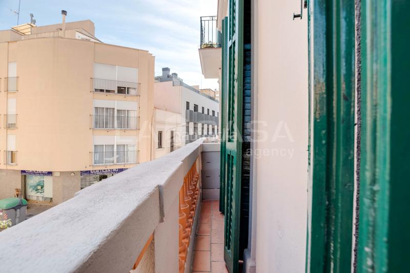 Foto b710ede8-d77f-4937-b611-24e96857e561. Etagenwohnung in Centre Hospitalet de Llobregat (L´)