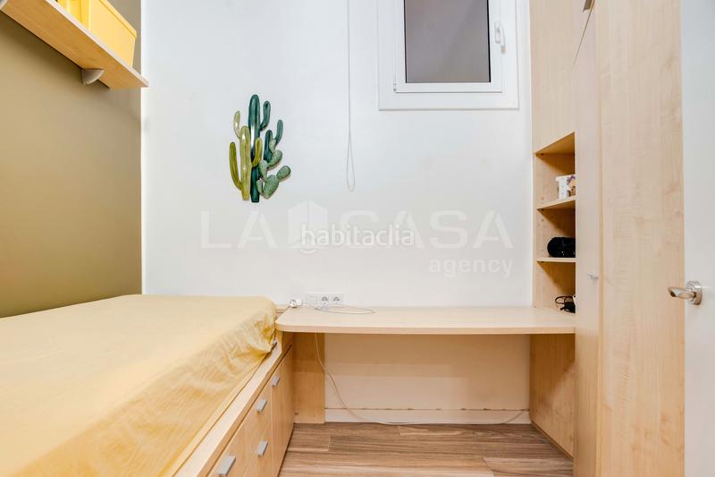 Foto 32e7bd07-76c6-4259-8886-8c2c534d2402. Piso en Centre Hospitalet de Llobregat (L´)