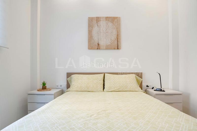 Foto 3b0924a7-8050-4980-8dc7-6eebb250fce2. Piso en Centre Hospitalet de Llobregat (L´)