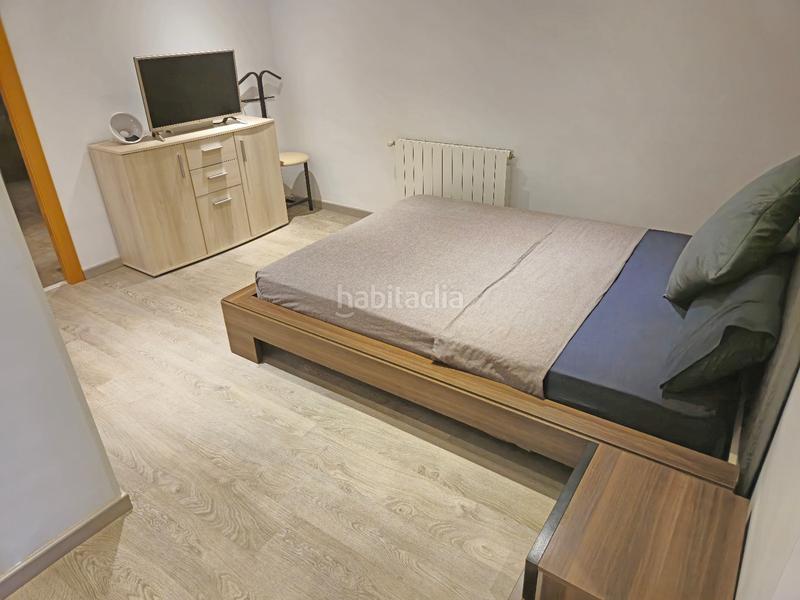 Foto e918733a-1fe9-46fe-b56c-d31ff3327bfe. Duplex dans Sant Crist Badalona