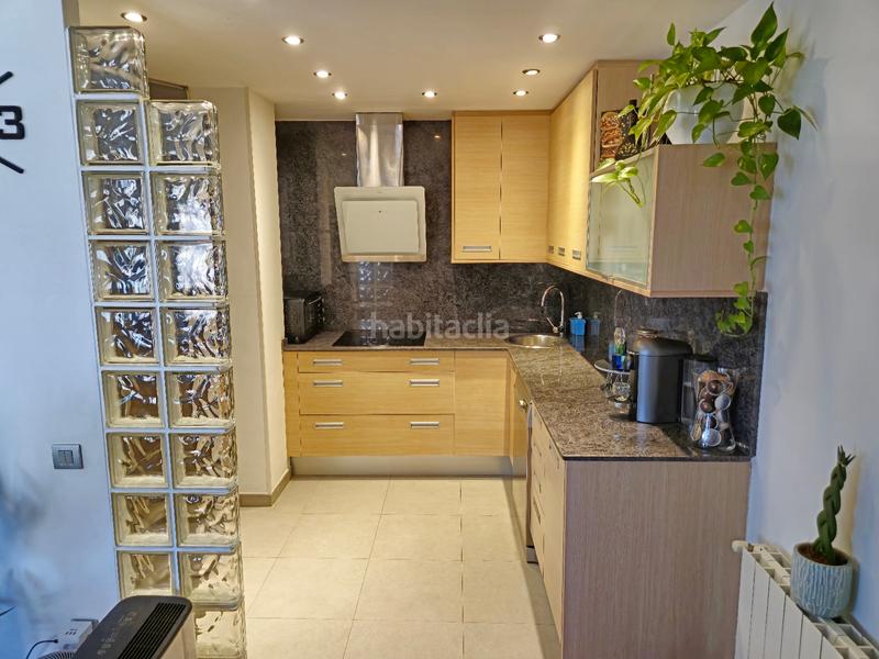 Foto 936cdbfa-e4ef-4049-b9ba-789faa28f8ac. Zweistöckige wohnung in Sant Crist Badalona