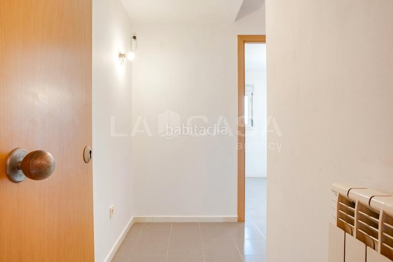 Foto 2beb699f-c82e-4fef-87ee-8a892054e9ac. Appartamento con riscaldamento parcheggio in La Catalana Sant Adrià de Besòs