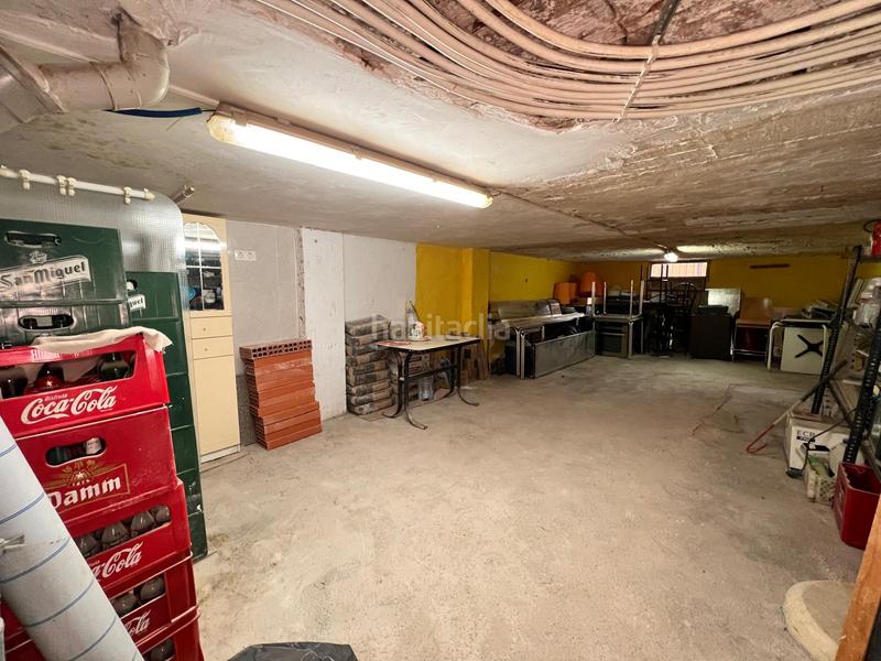 Foto b584f4c4-9571-49ba-8474-b348d0e05dee. Alquiler local comercial en La Gavarra Cornellà de Llobregat