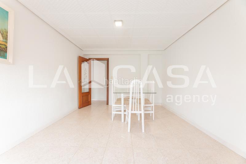 Foto dda8d3b3-0279-4d06-9c8f-49ad33f79b16. Appartamento in El Grau Valencia