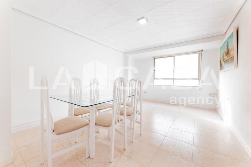 Foto eb5306bc-f1f1-45f3-9688-92881409aa51. Piso en El Grau Valencia